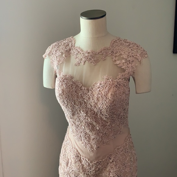 Brides made dress - Picture 3 of 10